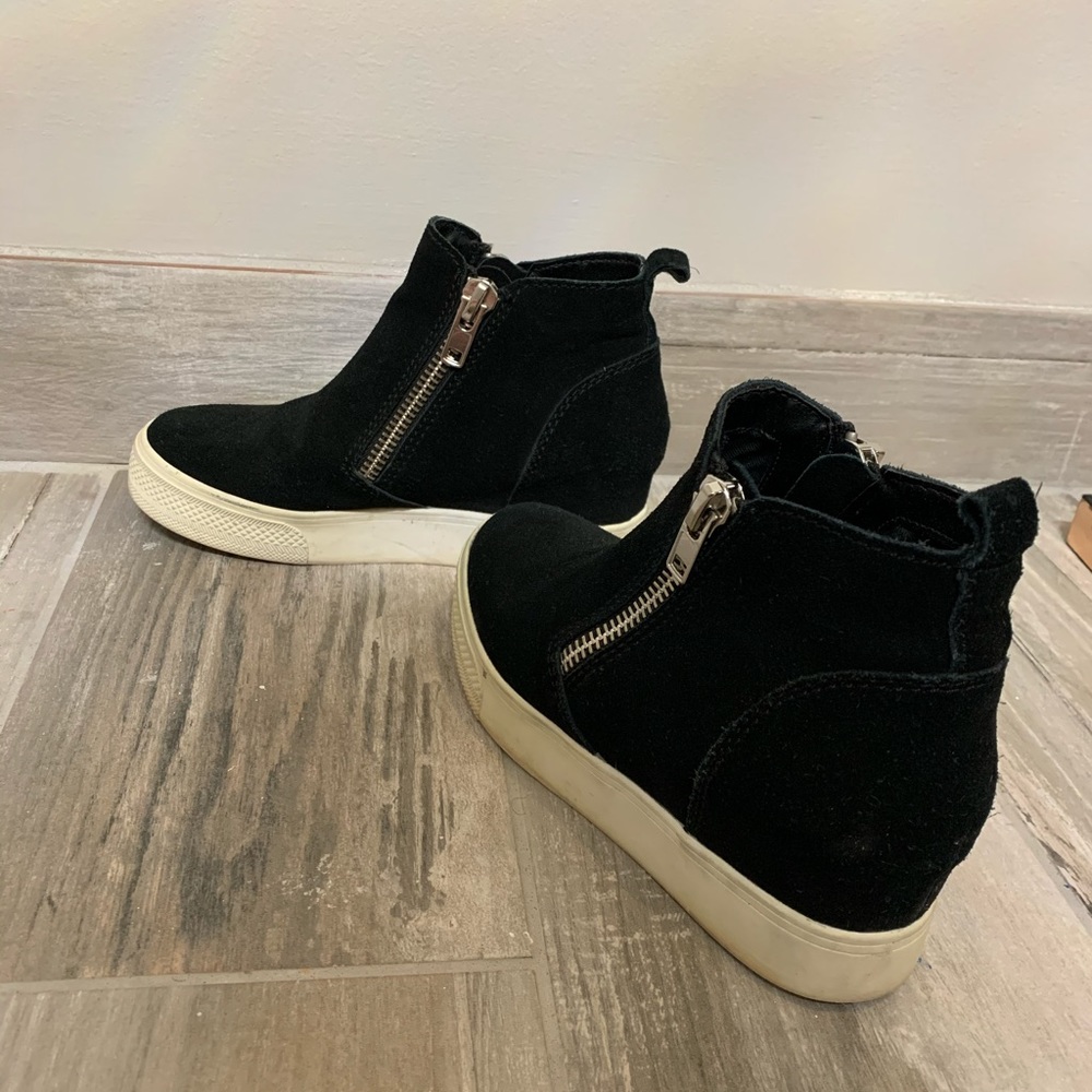 Cute black booties
